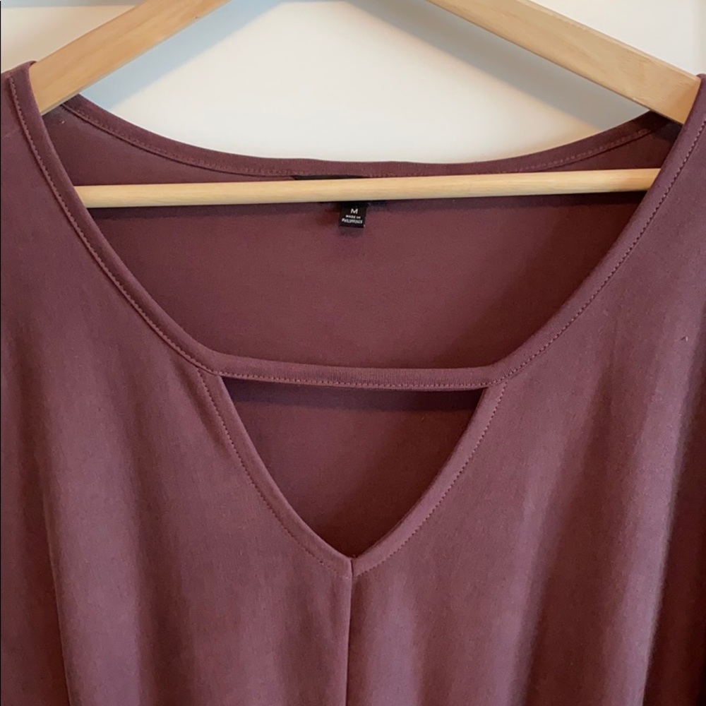 Lucky brand Ruched tshirt. - Picture 3 of 5